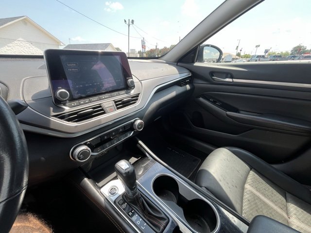 Used 2024 Nissan Altima 2.5 SR image 13