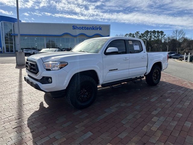 Used 2023 Toyota Tacoma SR5 image 4
