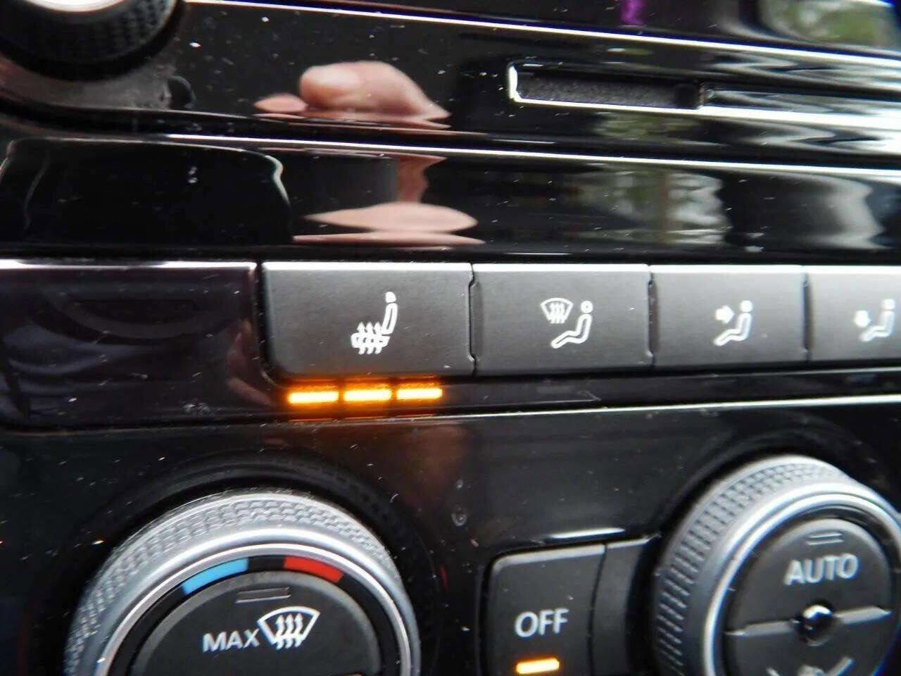 Used 2022 Volkswagen Passat 2.0T SE image 26