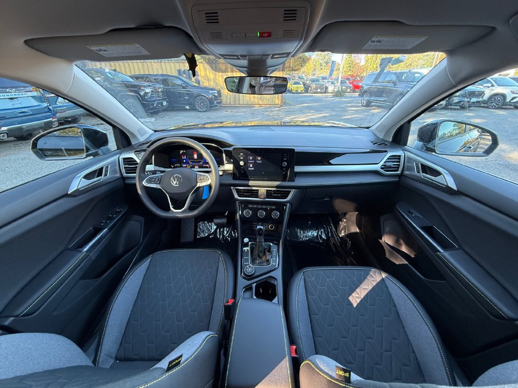 New 2027 Volkswagen Taos Sport AWD/4WD image 21