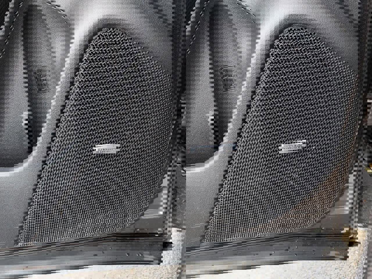 Used 2022 Subaru Forester Limited image 32