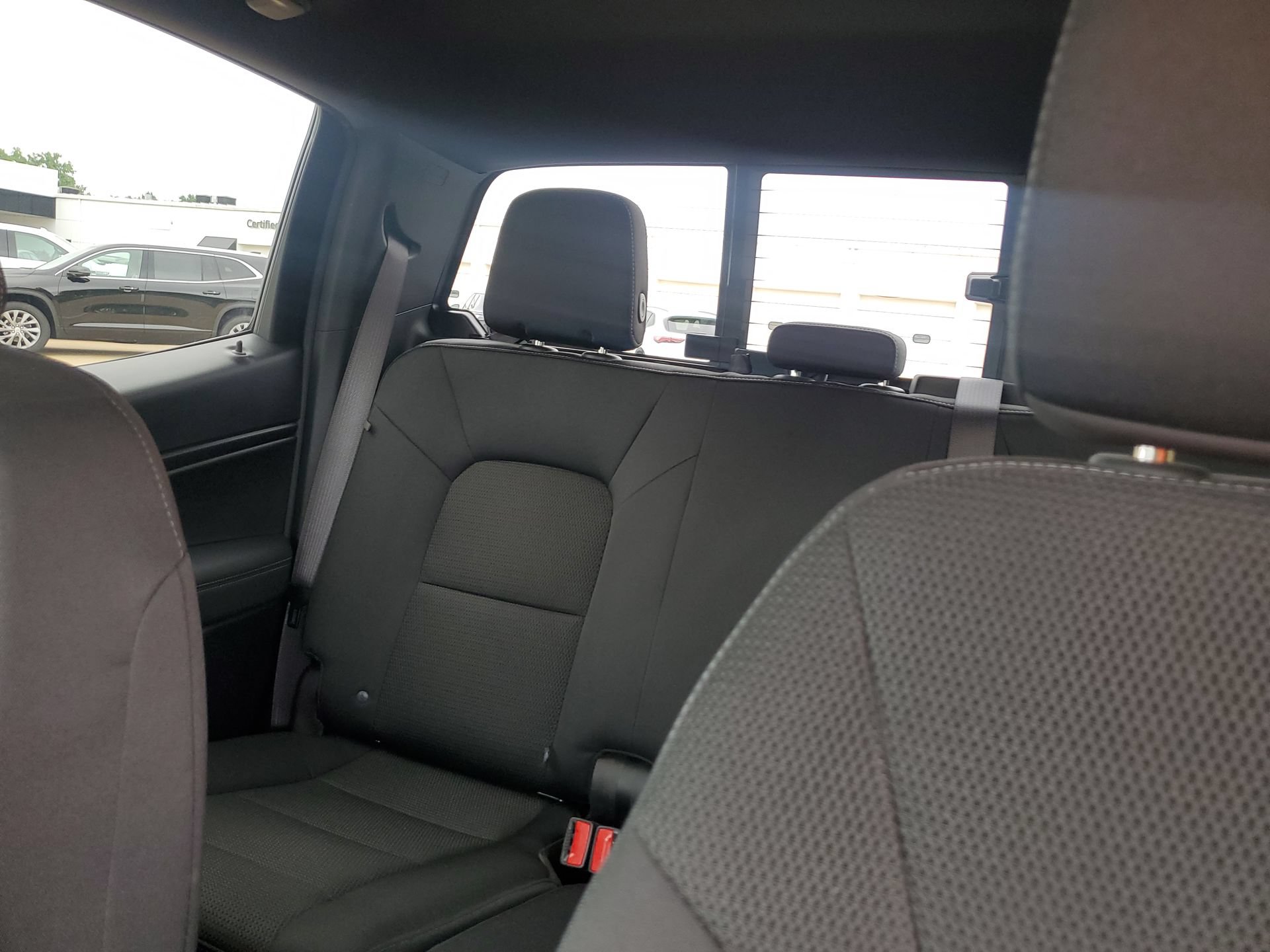 Used 2024 Chevrolet Colorado LT w/ LT Convenience Package II AWD/4WD image 27