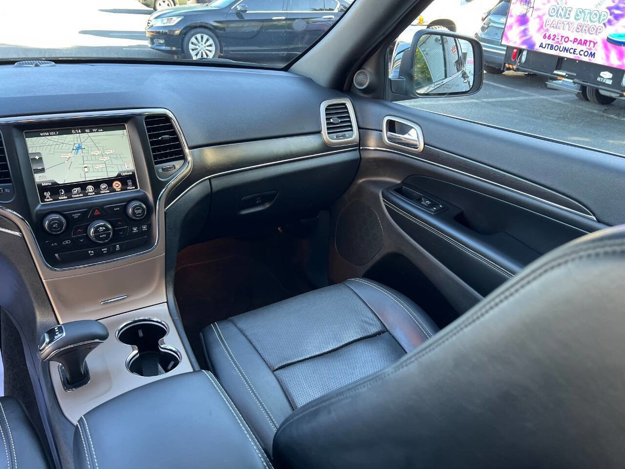 Used 2015 Jeep Grand Cherokee Limited w/ Luxury Group II AWD/4WD image 23