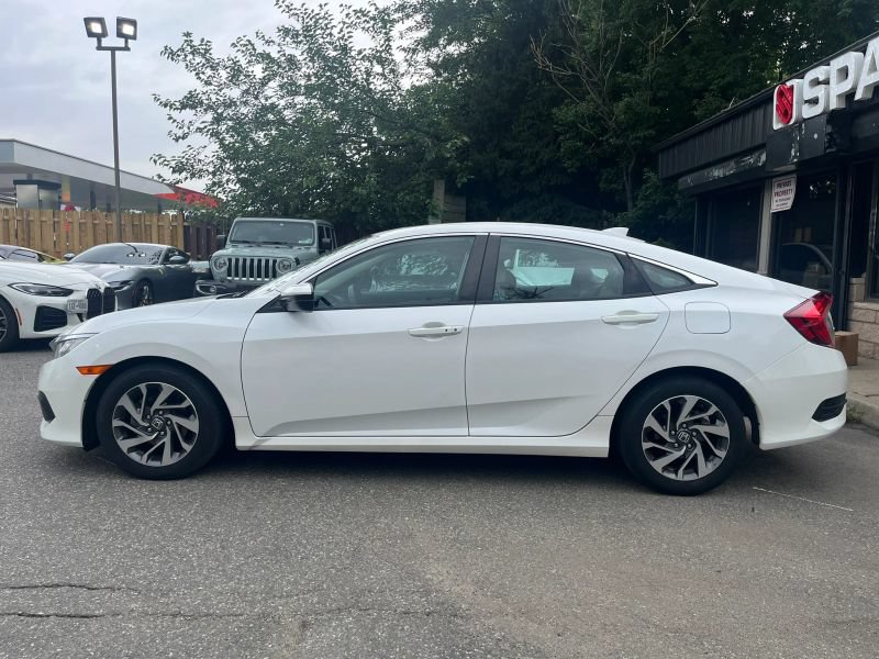 Used 2018 Honda Civic EX image 4