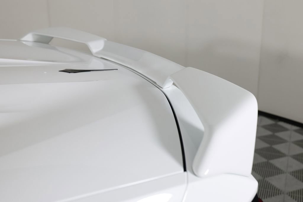 Used 2023 Chevrolet Corvette Stingray Premium Conv w/ Z51 Performance Package RWD image 59