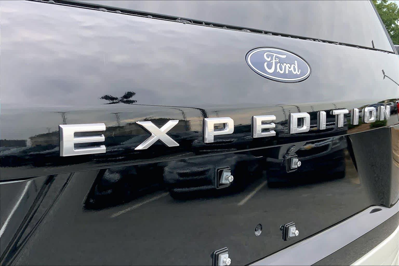 Used 2025 Ford Expedition King Ranch AWD/4WD image 30