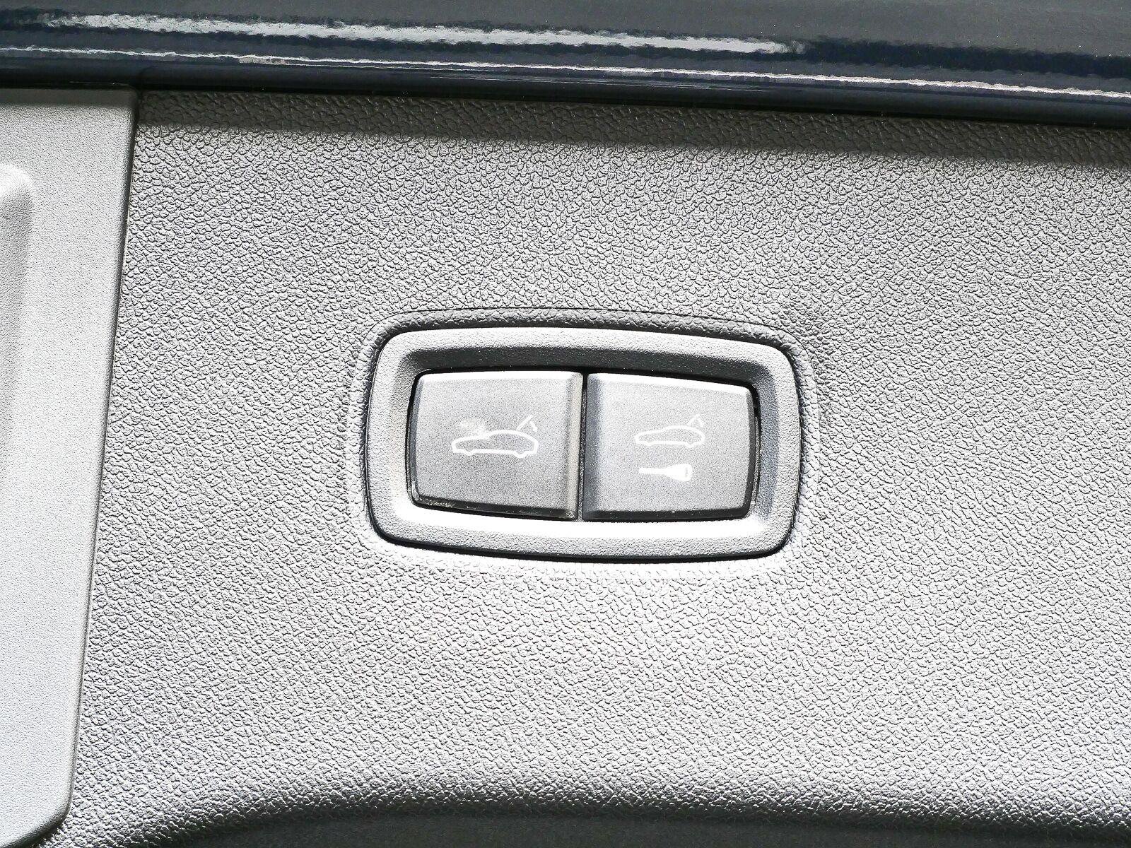 Certified 2026 Porsche Cayenne E-Hybrid AWD/4WD image 33