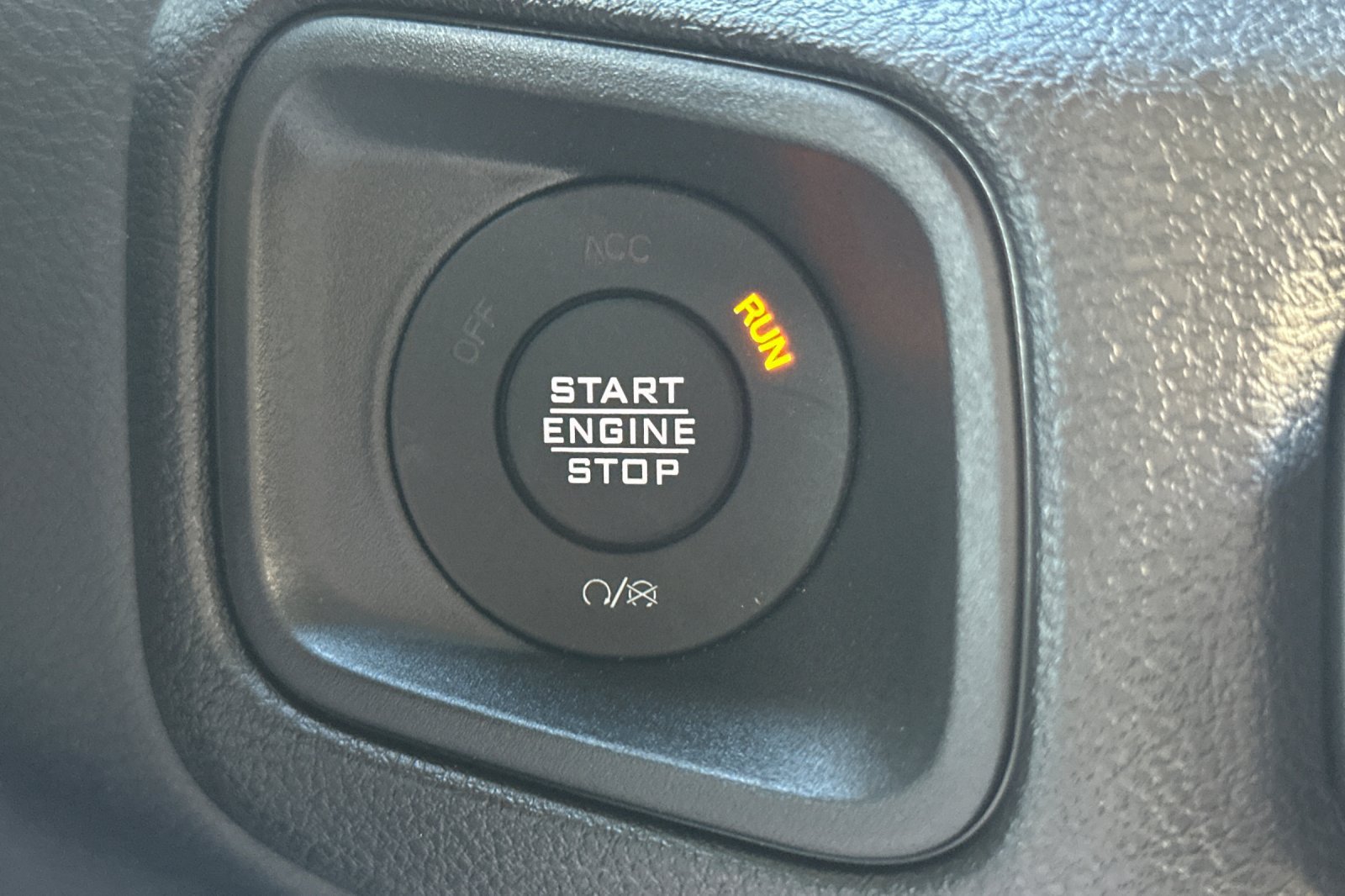 New 2026 Jeep Gladiator Sport AWD/4WD image 20