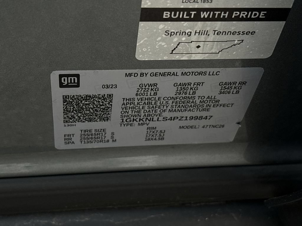 Used 2023 GMC Acadia AT4 w/ Technology Package AWD/4WD image 32