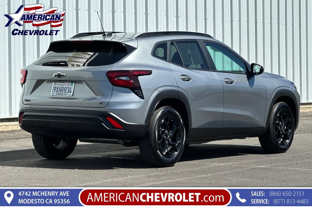 New 2026 Chevrolet Trax LT w/ Driver Confidence Package FWD image 4