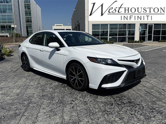 Used 2023 Toyota Camry SE