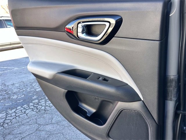 Used 2022 Jeep Compass Limited image 18