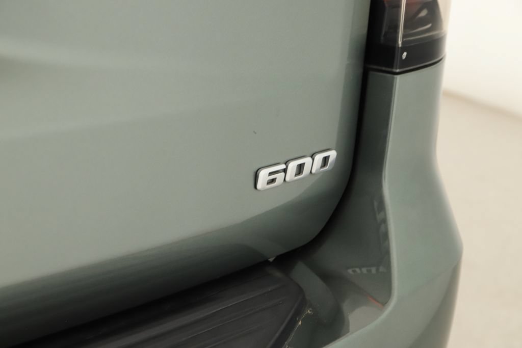 Used 2023 Cadillac Escalade ESV Premium Luxury AWD/4WD image 36