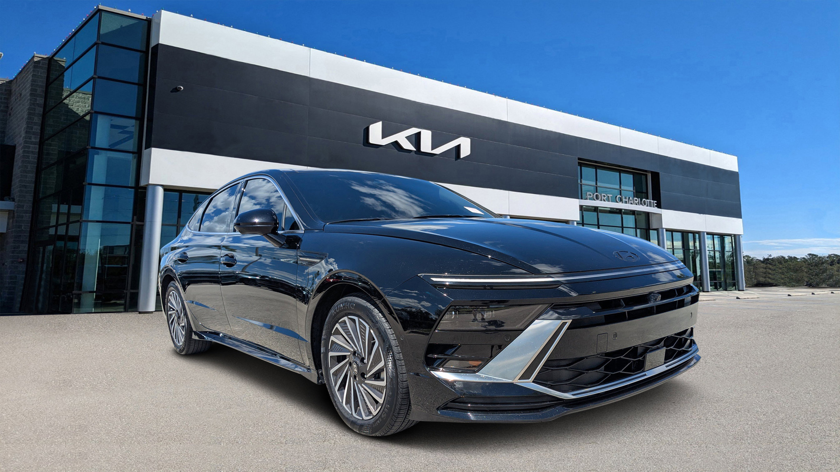 Used 2024 Hyundai Sonata Limited