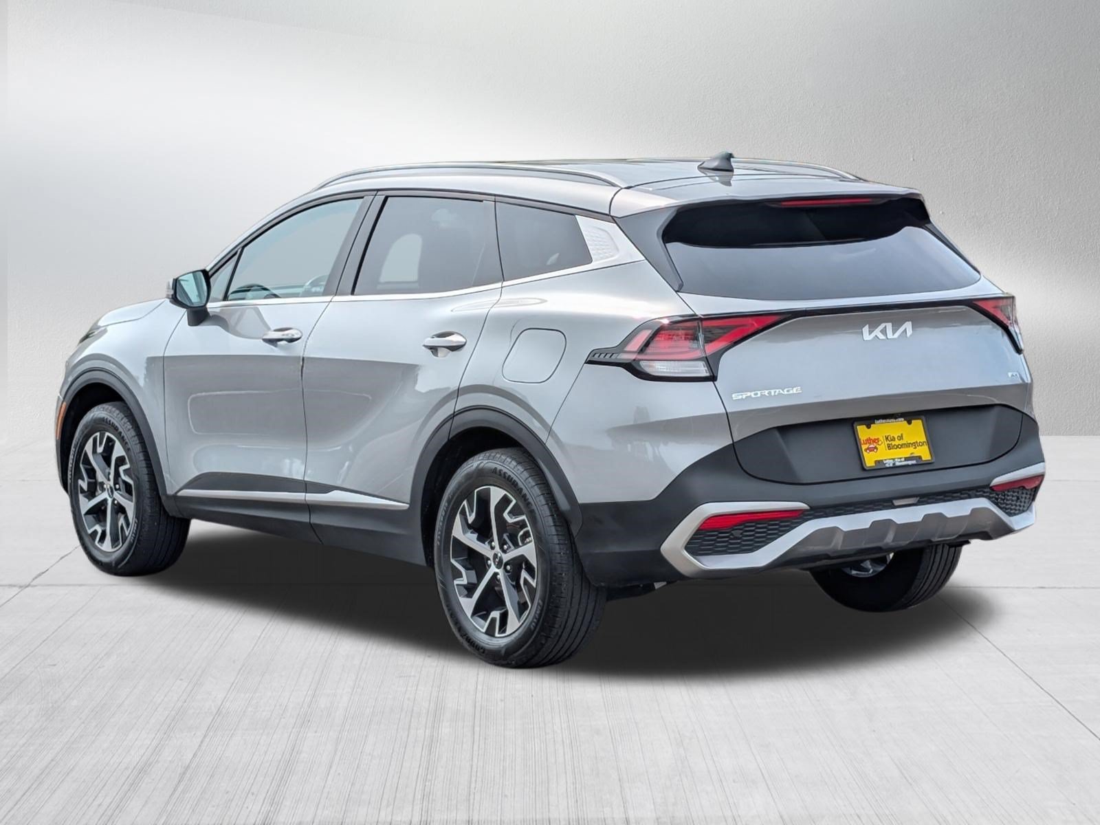 Certified 2024 Kia Sportage EX AWD/4WD image 5