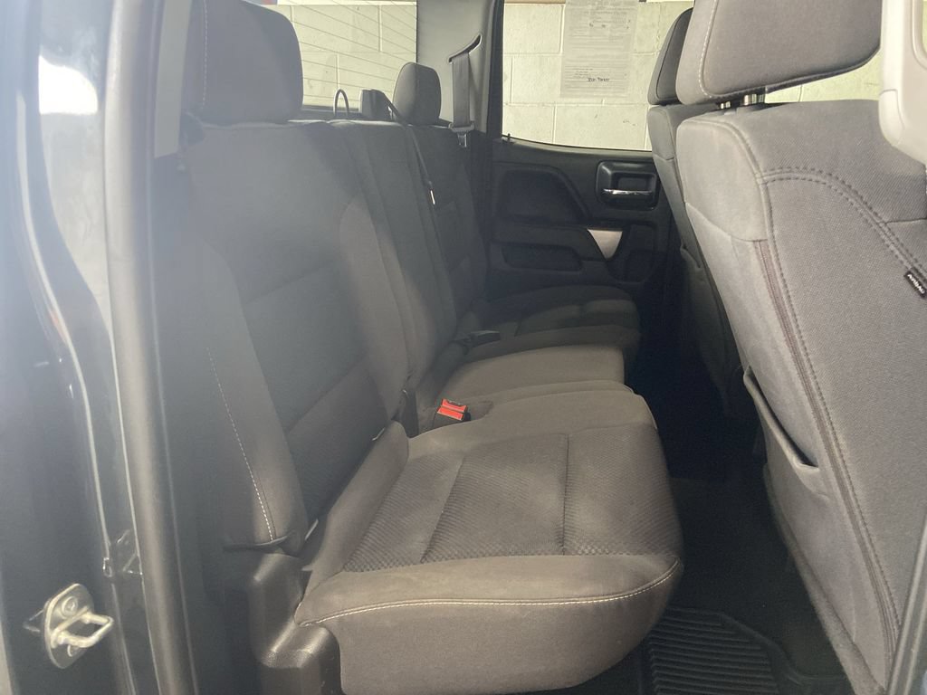 Used 2018 Chevrolet Silverado 1500 LT w/ All Star Edition AWD/4WD image 25