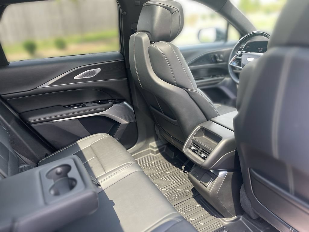 Certified 2024 Cadillac Lyriq Luxury w/ LPO, Floor Liner Package AWD/4WD image 40