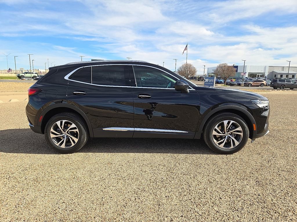 Used 2023 Buick Envision Essence image 6
