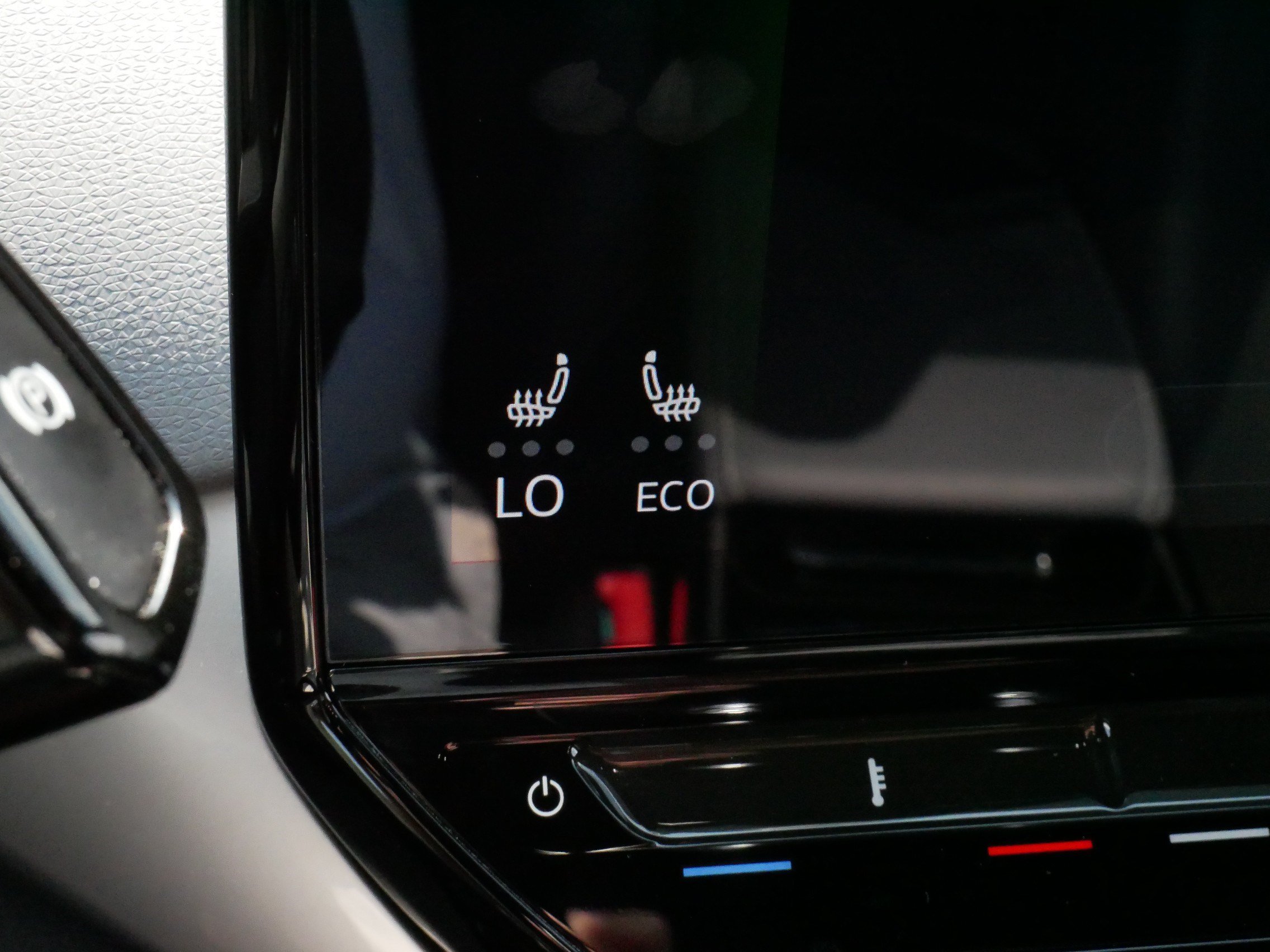 Certified 2023 Volkswagen ID.4 Pro S AWD/4WD image 29