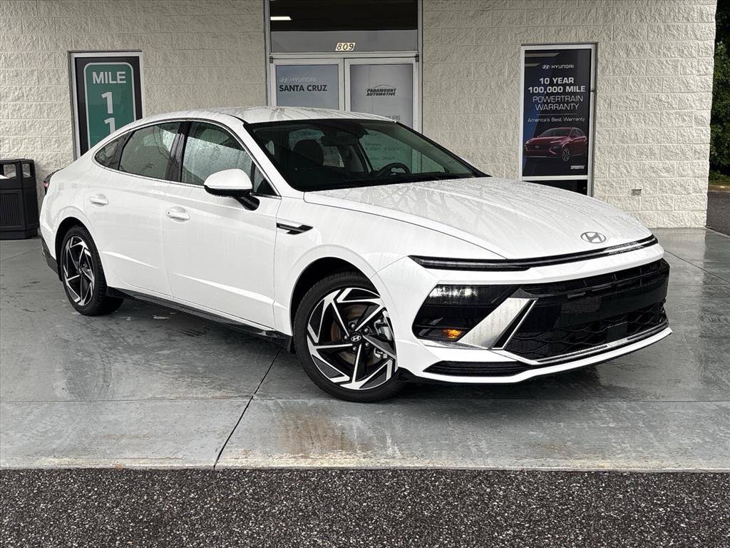 New 2026 Hyundai Sonata SEL FWD image 1