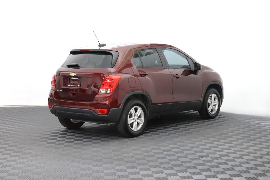 Used 2017 Chevrolet Trax LS AWD/4WD image 8