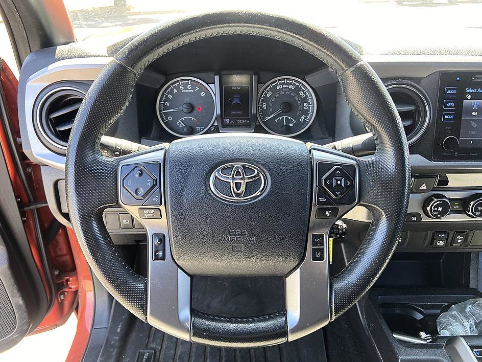 Used 2018 Toyota Tacoma SR5 RWD image 13