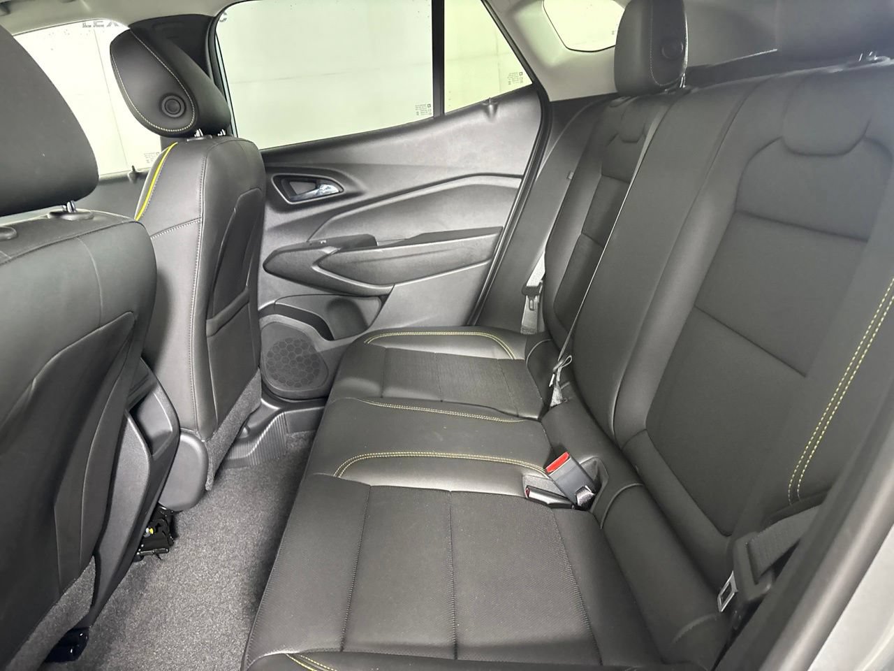 Used 2026 Chevrolet Trax ACTIV w/ Sunroof Package FWD image 23
