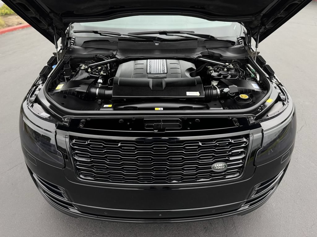 Used 2021 Land Rover Range Rover SV Autobiography Dynamic AWD/4WD image 29