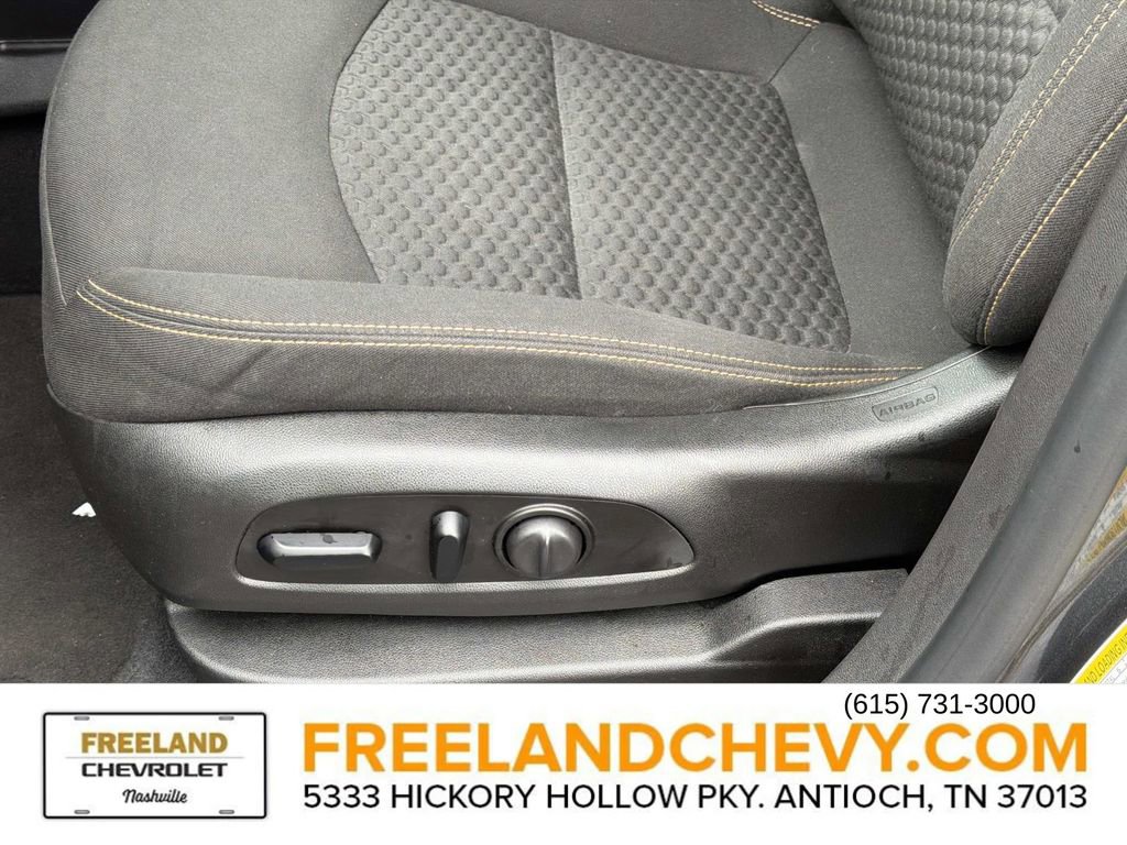 Used 2021 GMC Terrain SLE w/ Driver Convenience Package image 24