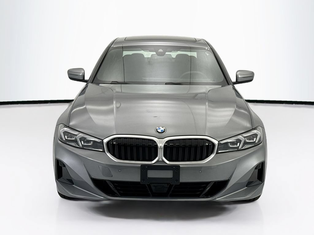 Used 2025 BMW 330i xDrive Sedan w/ M Sport Package AWD/4WD image 2