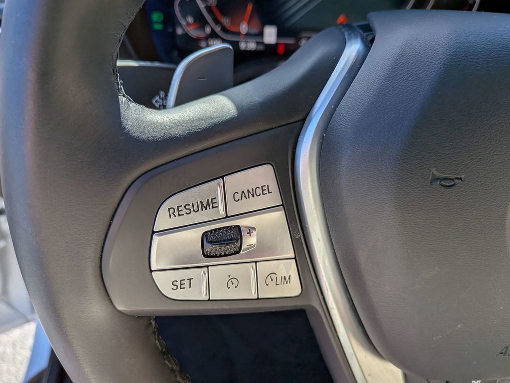 Used 2024 BMW X3 sDrive30i w/ Premium Package image 16