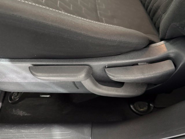 Used 2023 Nissan Kicks SV FWD image 18