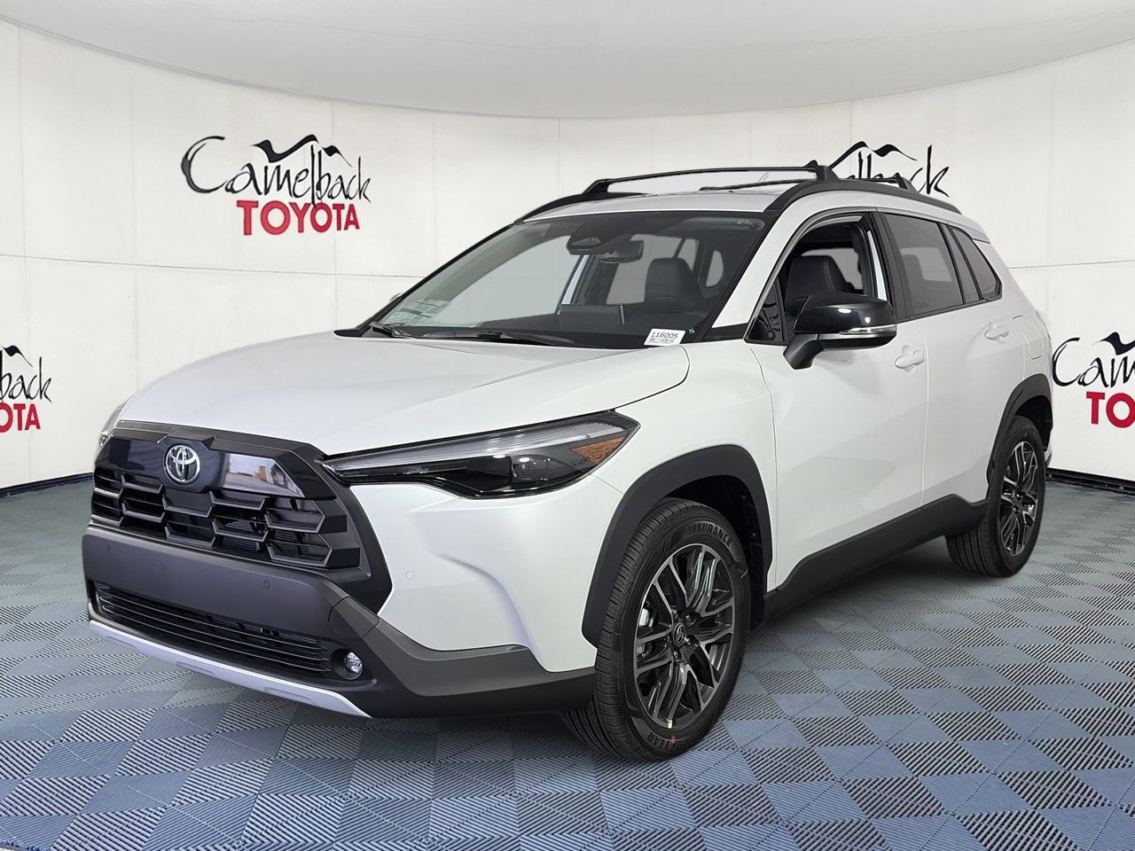 New 2026 Toyota Corolla Cross XLE w/ Convenience Package FWD image 4
