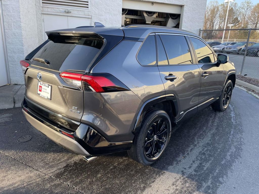 Used 2023 Toyota RAV4 SE w/ Convenience Package image 10