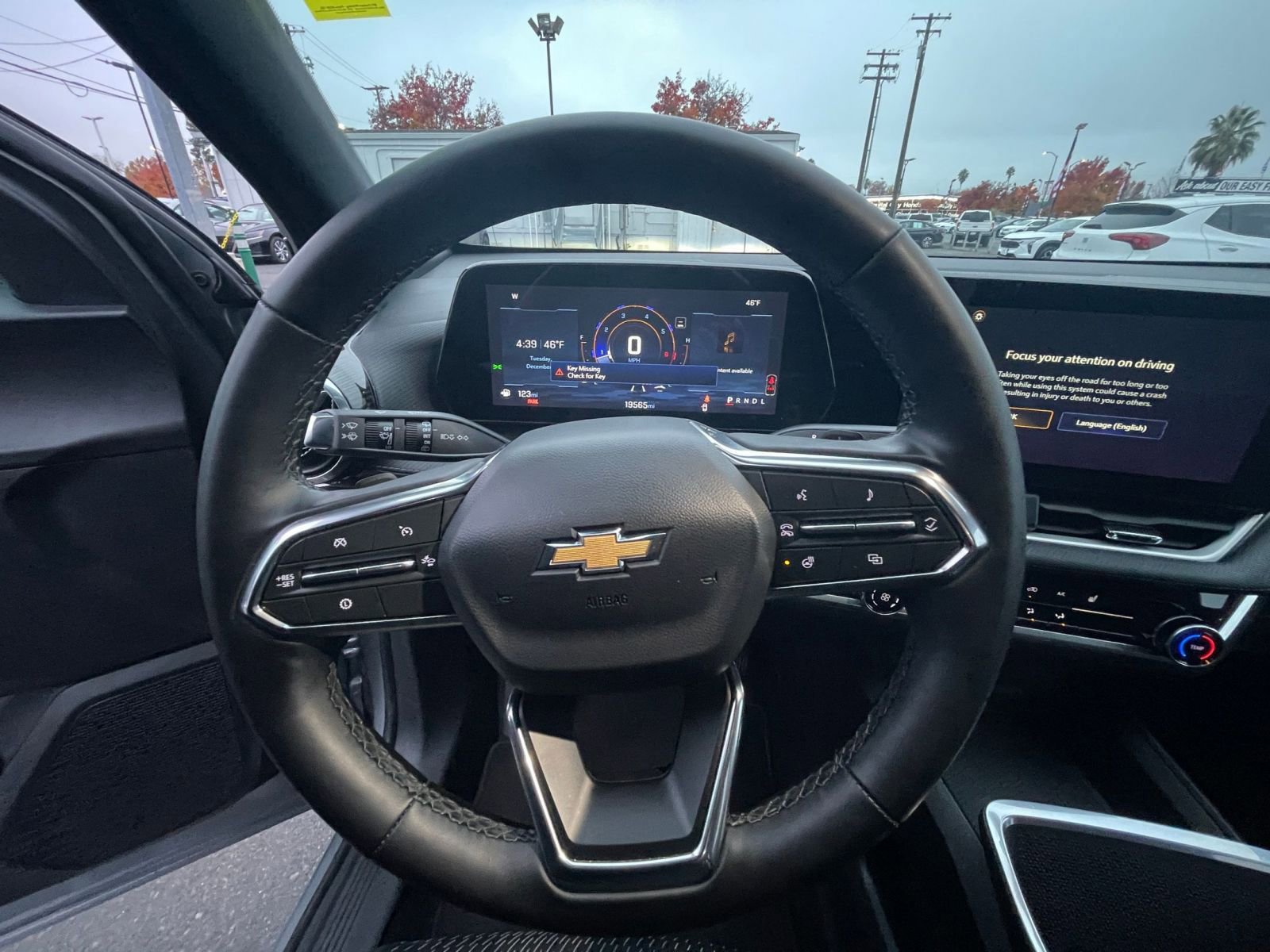 Used 2025 Chevrolet Equinox LT image 34