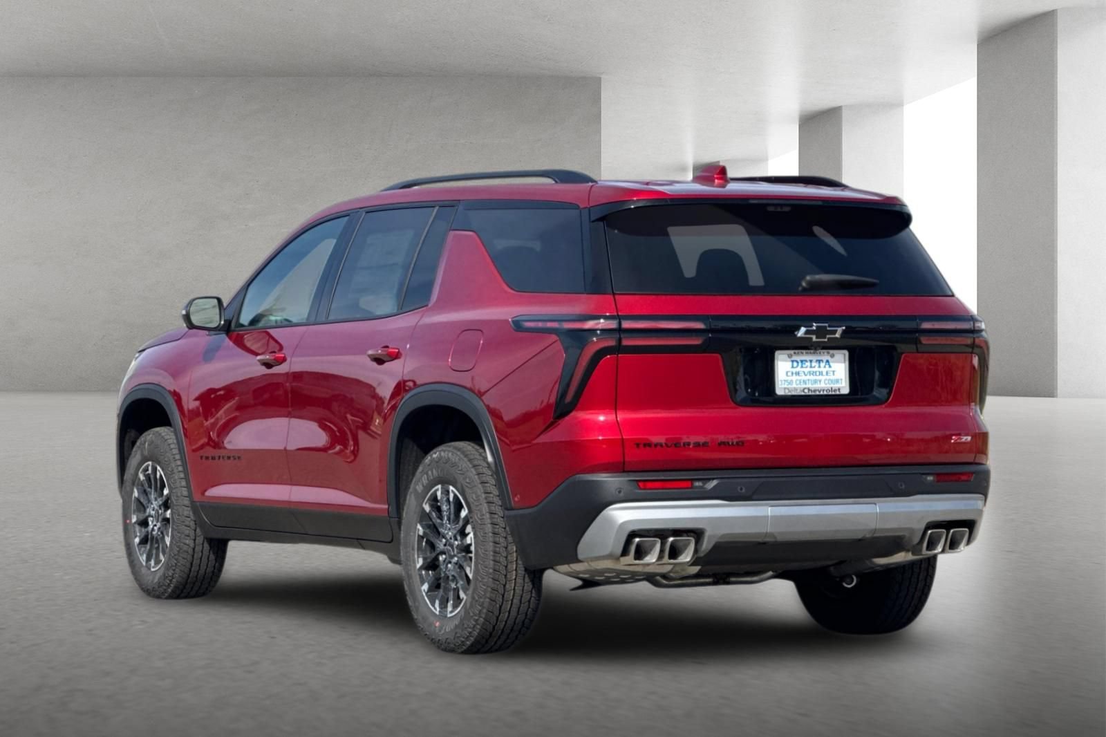 New 2026 Chevrolet Traverse Z71 w/ Enhanced Driving Package AWD/4WD image 6