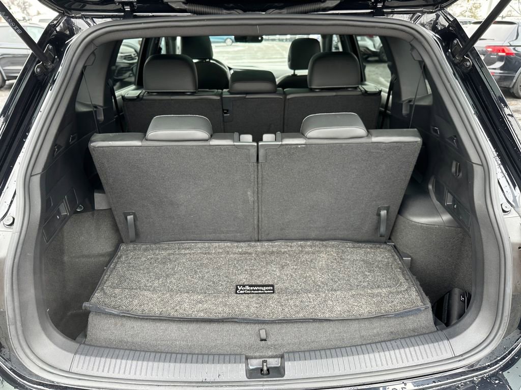 Used 2023 Volkswagen Tiguan SE R-Line image 23