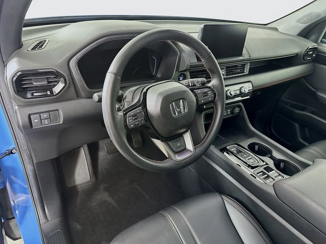 Used 2025 Honda Pilot TrailSport image 22