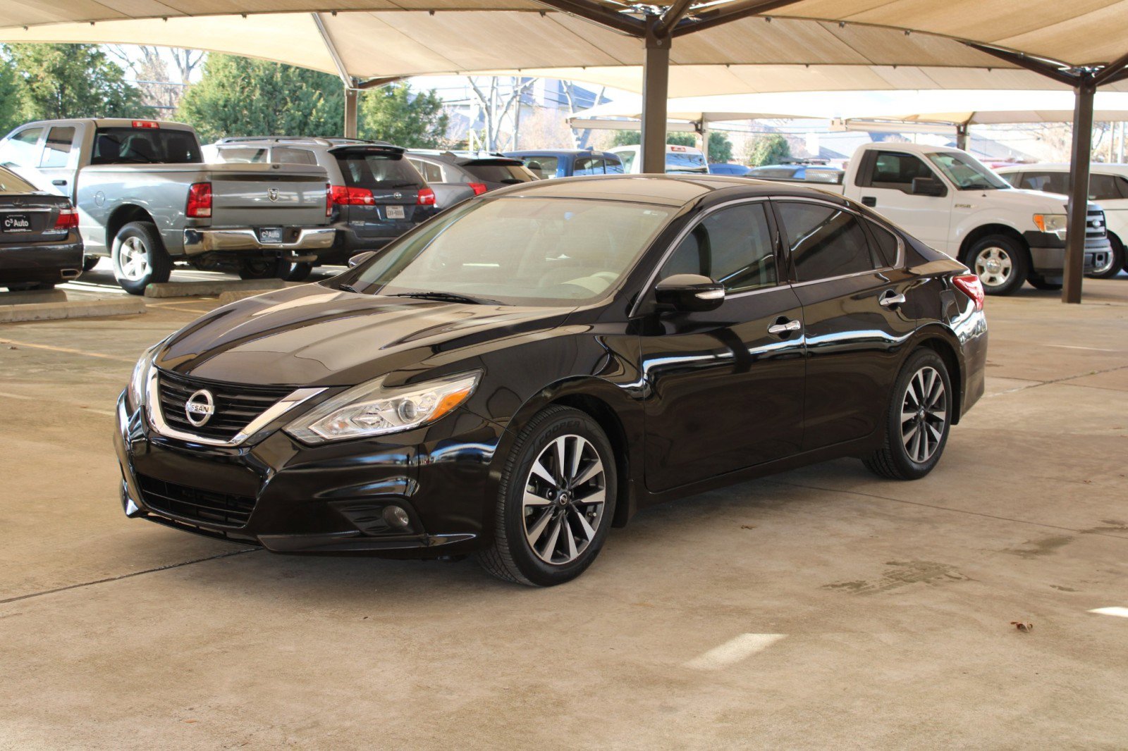 Used 2017 Nissan Altima 2.5 SL image 4