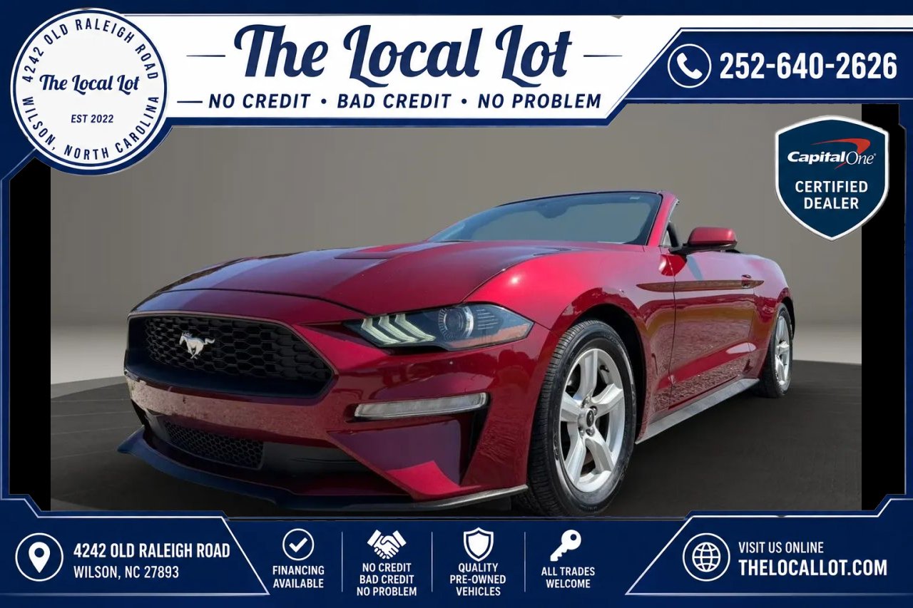 Used 2019 Ford Mustang Convertible RWD image 1
