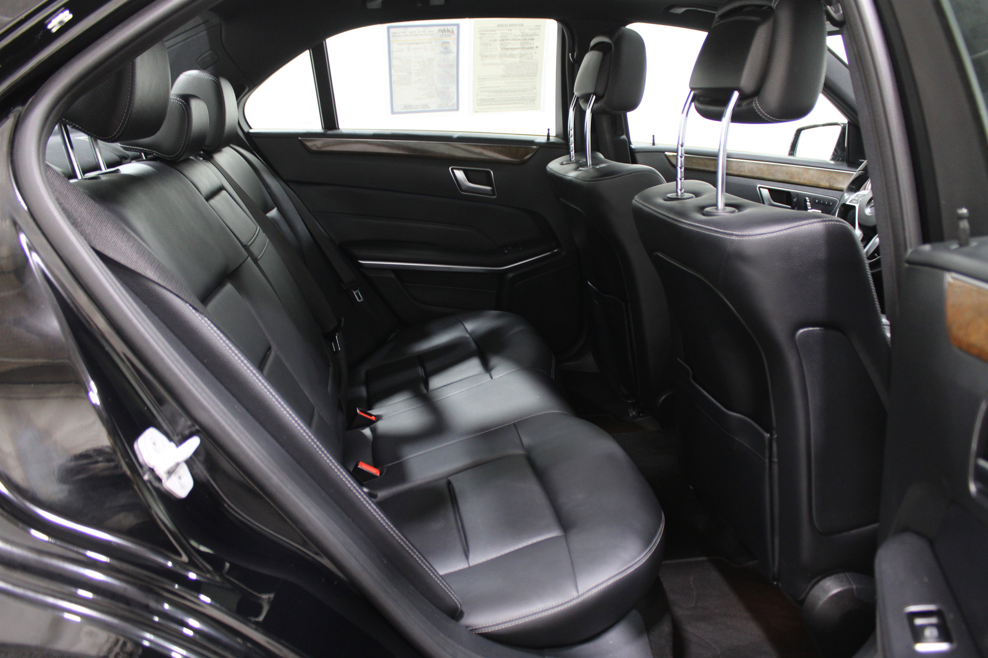 Used 2015 Mercedes-Benz E 350 4MATIC Sedan image 25