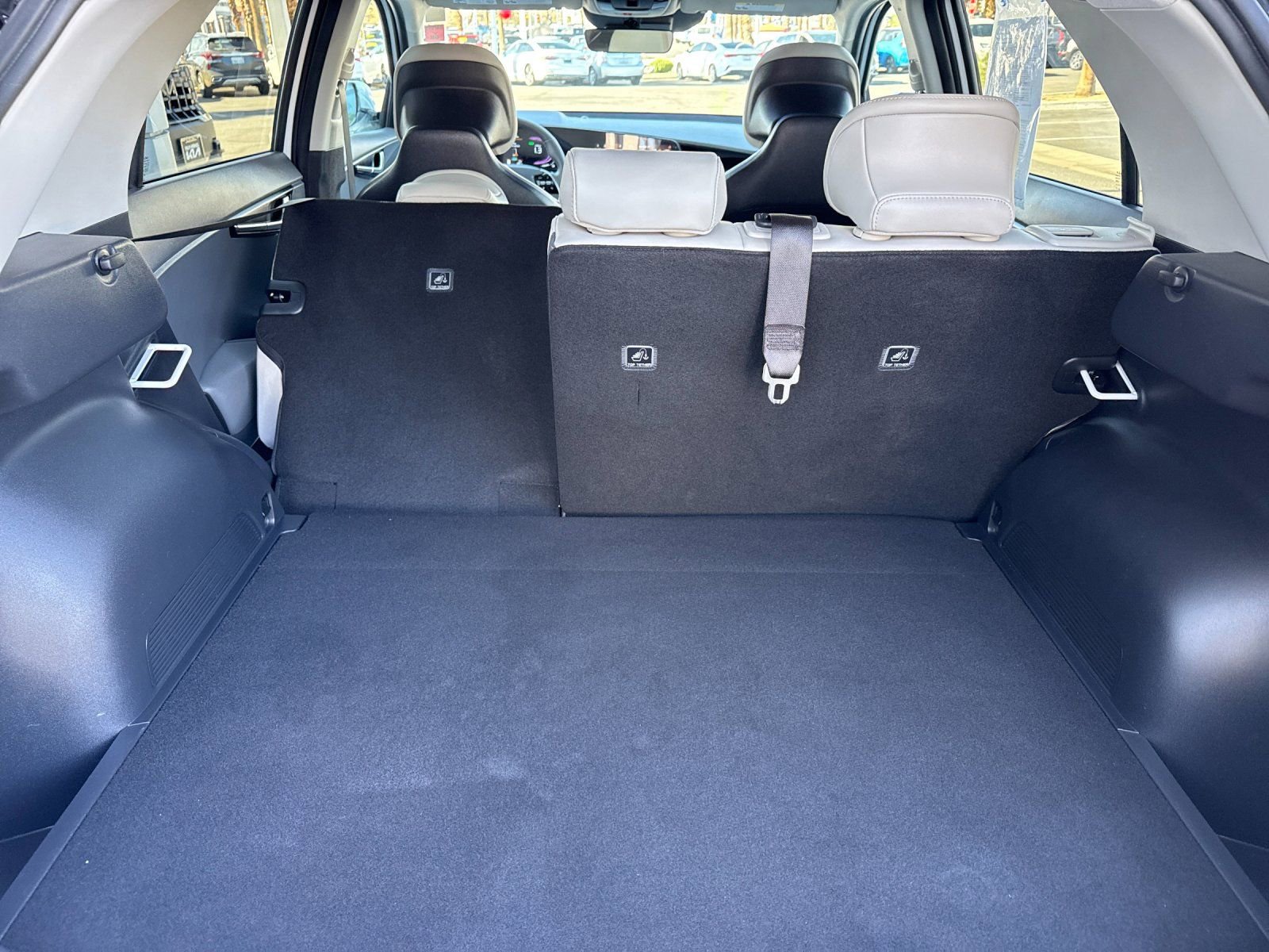 Used 2025 Kia Niro EX Touring image 14