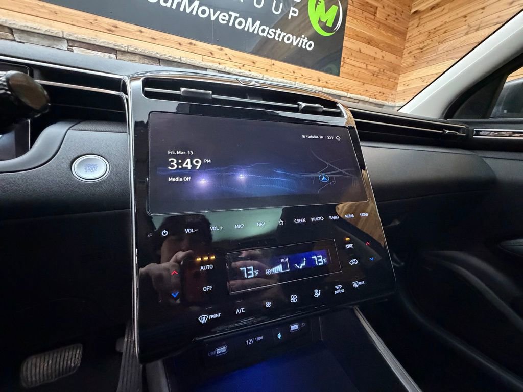 Used 2023 Hyundai Tucson Limited image 18