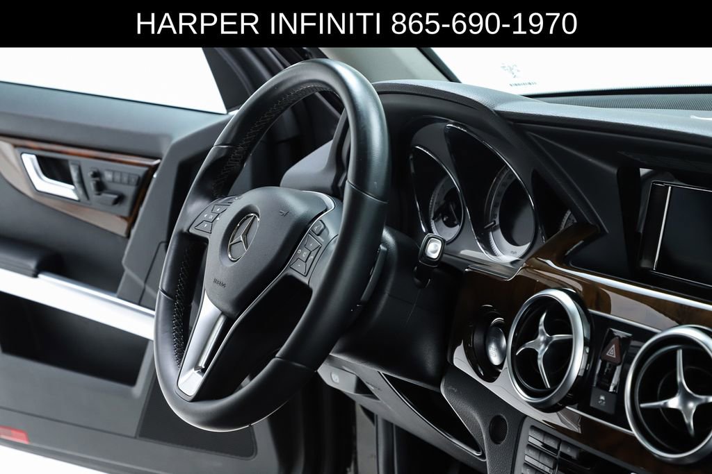 Used 2015 Mercedes-Benz GLK 350 4MATIC image 34