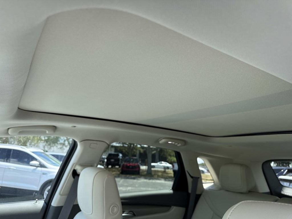 New 2026 Cadillac XT5 Premium Luxury w/ Driver Assist Package FWD image 31