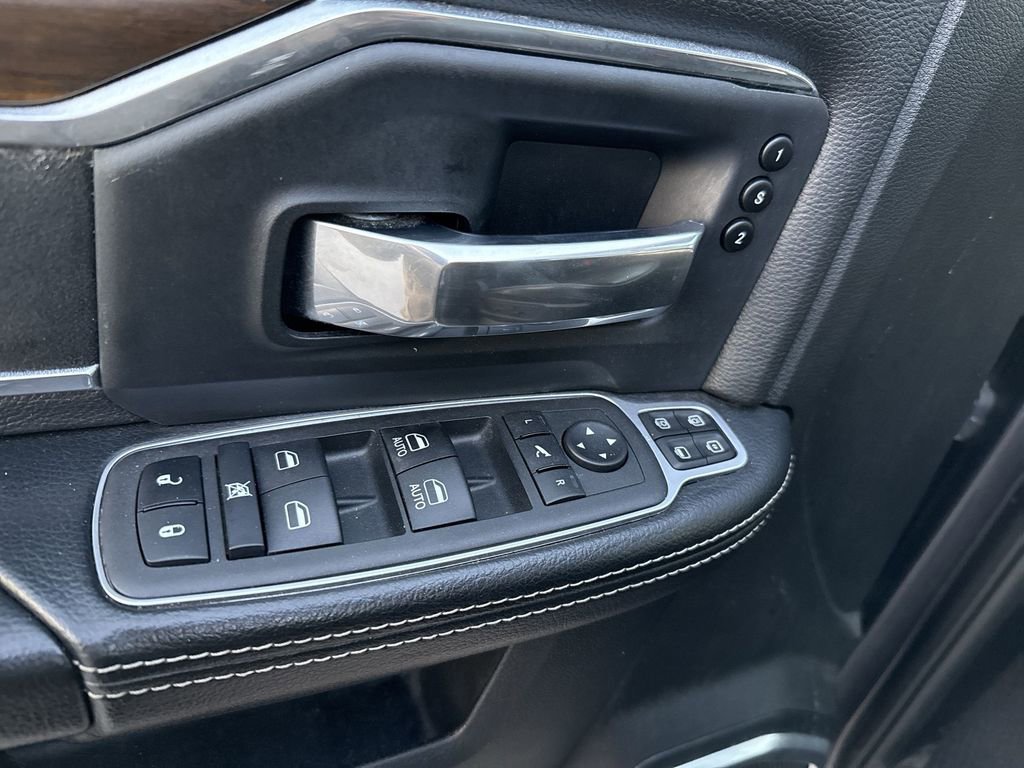 Used 2024 RAM 3500 Laramie image 14