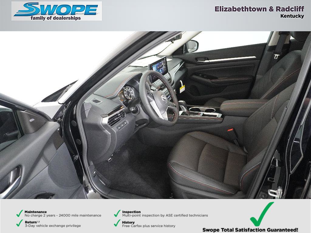 New 2025 Nissan Altima 2.5 SR w/ SR Premium Package image 10