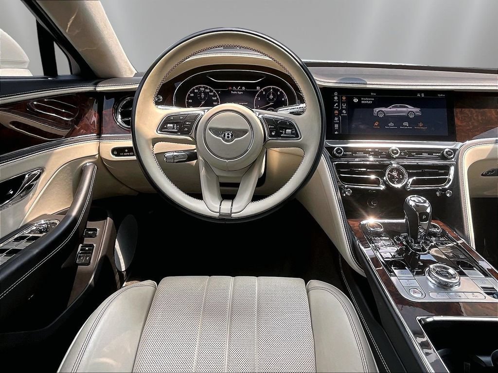 Used 2021 Bentley Flying Spur V8 AWD/4WD image 8