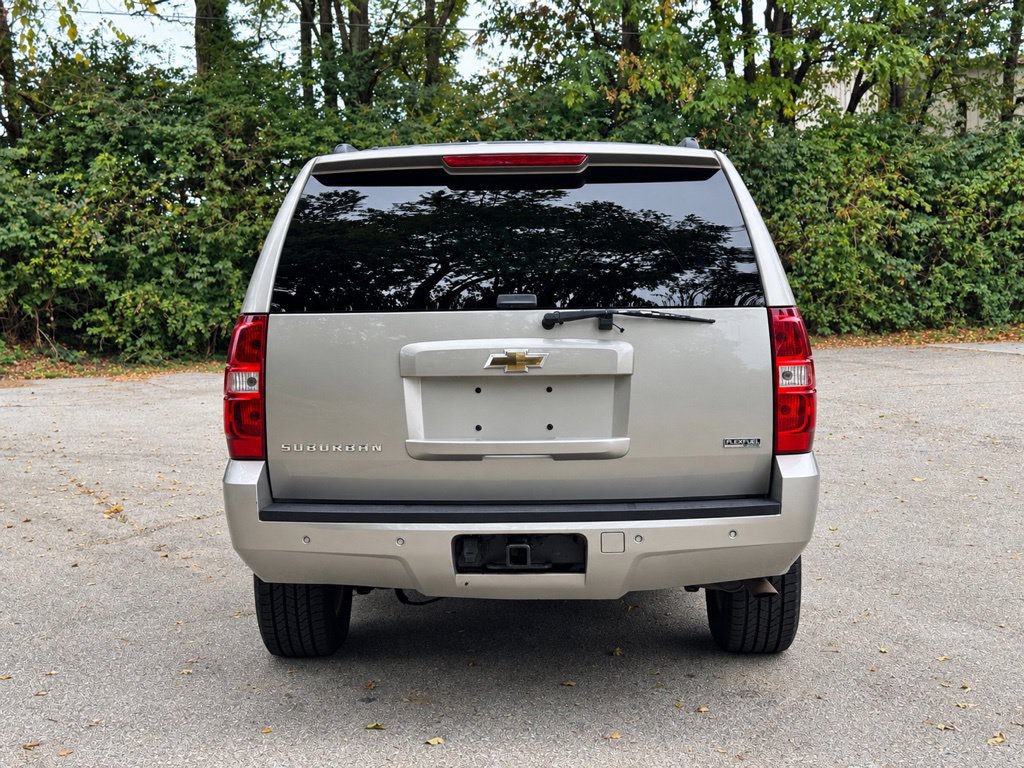 Used 2009 Chevrolet Suburban LT AWD/4WD image 6