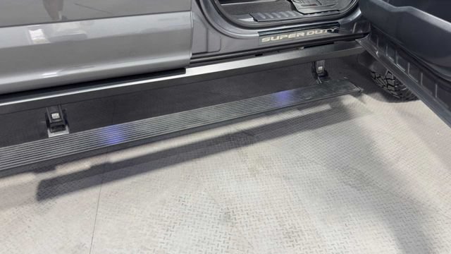 Used 2021 Ford F250 Lariat AWD/4WD image 14